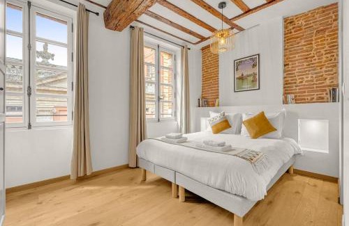 Saint-Georges Apartamento | Monsieur Henri - Grand appt en plein centre ville