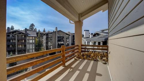 Deer Valley Casa | Mont Cervin 32 by AvantStay Ski In Ski Out Home in Silver Lake Village w Hot Tub