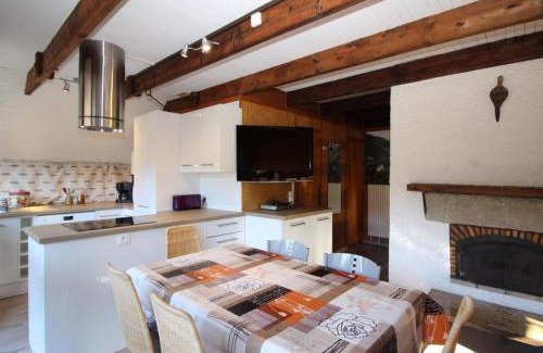 Mont-Dore Chalet De Esquí | Mont-Dore : Chalet agréable avec WIFI pour 9 personnes - FR-1-608-88