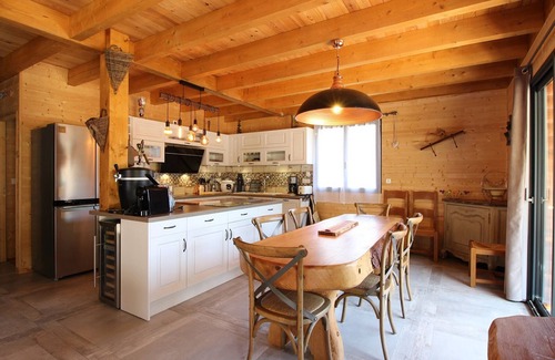 Mont-Dore Chalet De Esquí | Mont-Dore: Espléndido Chalet 5 Habitaciones con Terraza, Garaje Doble y WiFi