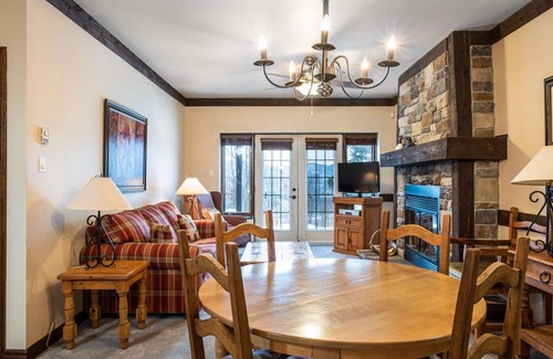 Mont-Tremblant Condominio | Mont-Tremblant - Algonquin | 122-07