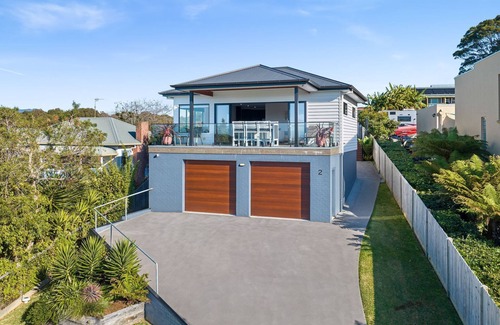 Narooma Casa | Montague Sunrise - 2 Riley Street, Narooma
