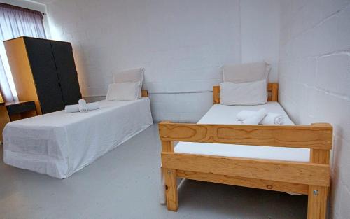 Goodwood Cama Y Desayuno | Montana Backpackers Cape Town