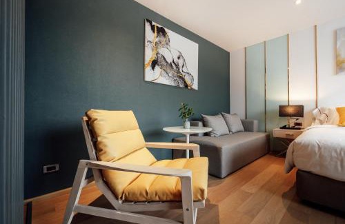 Huai Khwang Hotel | Montana Bangkok Hotel & Residence SHA Extra Plus