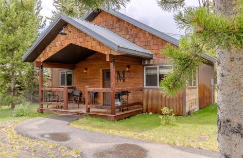 West Yellowstone Casa | Montana Cabin