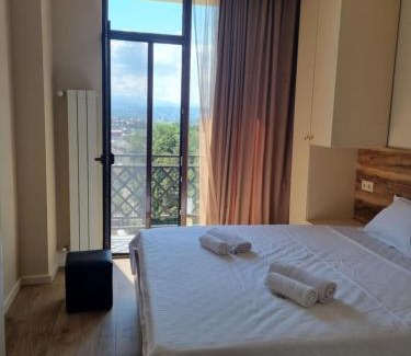 Kobuleti Apartamento | Montana