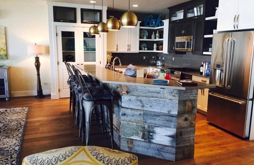 Lakeside Condominio | Montana Lakeside Luxury Condo