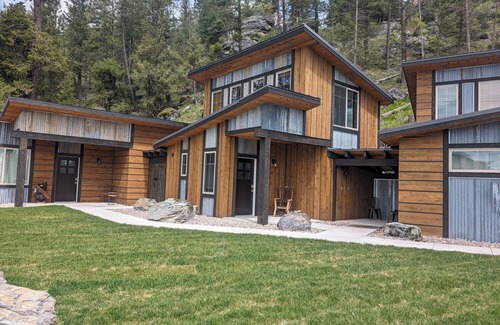 Bigfork Cabina | Montana Ponderosa Cabin #2 Flathead Lk, and Glacier National Park