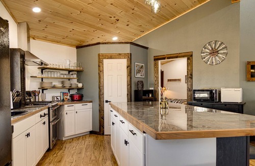 Stevensville Casa | Montana Retreat : Unit A&B