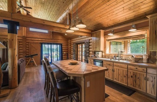 Red Lodge Casa | Montana Wildflower Lodge~sleeps 10