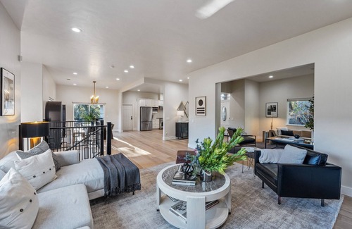 Forestland Casa | Montclair Modern Luxury Retreat