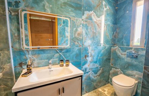 Sidi Abdallah Ghiat Villa | Monte Carlo Villa in Marrakesh - No Neighbors