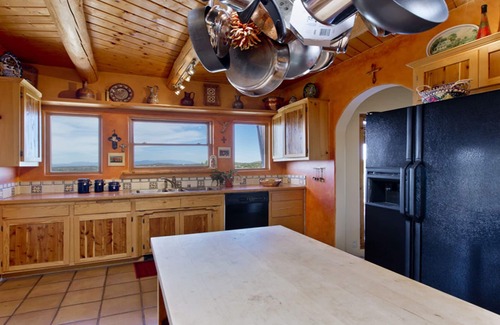 Canoncito Casa | Monte De Canoncito - Una hermosa casa en la cima de la montaña, a 10 millas de Santa Fe, NM