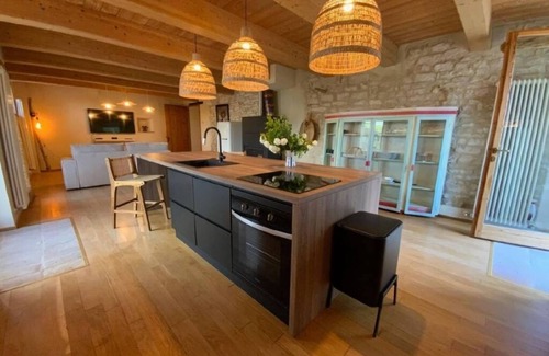 Pergola Apartamento | Monte Pino | Aurelio - newly renovated, luxurious relax apartment 68 m²
