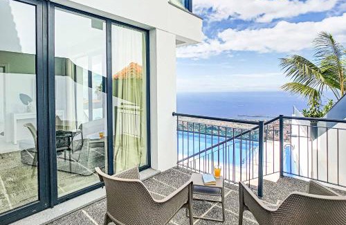 Monte Villa | Monte White House