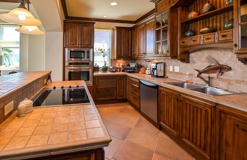 Herradura Apartamento | Montebello 2C - 3 bdr 3 Bath Ocean View