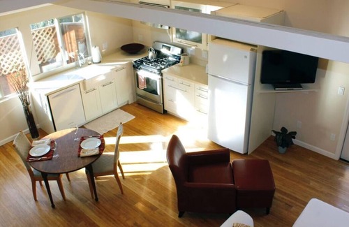 Montecito Casa | Montecito-Light Filled Sanctuary! 1bd/Loft + Hot Tub