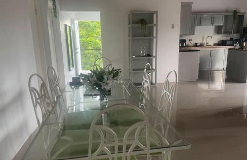 Montego Bay Apartamento | Montego Bay Hillside Retreat