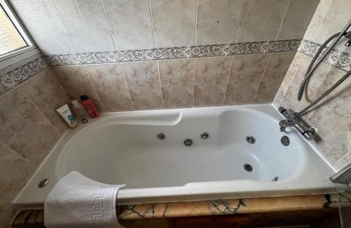 Montequinto Casa | Montequinto Getaway Teletrabajo Relax y Sevilla a tu Alcance