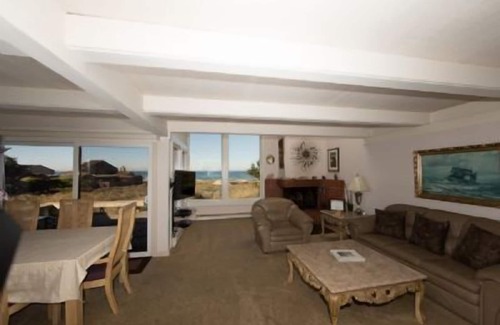Castroville Casa | Monterey Dunes Frente a la playa de surf y jacuzzi privado ... ¡Reserve ahora sin esperar!