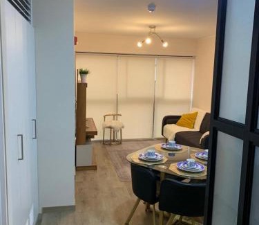 Santiago de Surco Apartamento | MONTERRICO POLO APARTS #10 - Frente Embajada USA