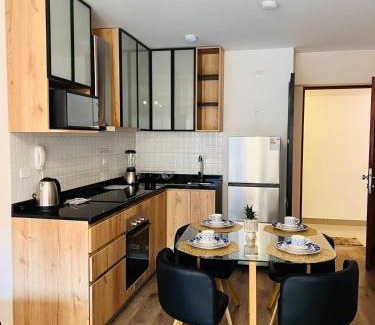 Santiago de Surco Apartamento | MONTERRICO POLO APARTS #10 - Frente Embajada USA
