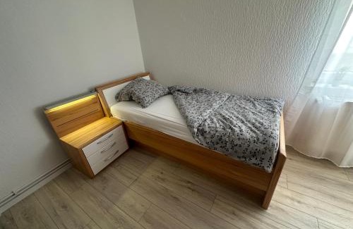 Vahrenwald Apartamento | MONTEUREN WOHNUNg