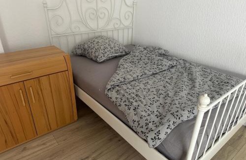 Vahrenwald Apartamento | MONTEUREN WOHNUNg