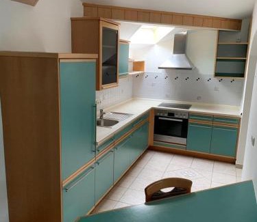 Pocking Apartamento | Monteurwohnung , 4 Schlafzimmer, 130qm, Balkon, einzige Wohneinheit im Haus, Parkplatz