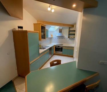 Pocking Apartamento | Monteurwohnung , 4 Schlafzimmer, 130qm, Balkon, einzige Wohneinheit im Haus, Parkplatz