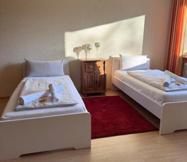 Osnabrueck Apartamento | Monteurwohnung Osnabrück 3-Zimmer mit Balkon