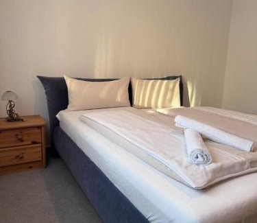Osnabrueck Apartamento | Monteurwohnung Osnabrück 3-Zimmer mit Balkon