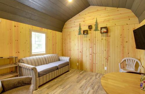 Montezuma Casa | Montezuma Cabin Rental with Fire Pit and Grill Access!