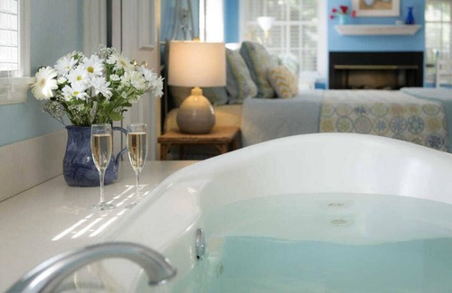 Norman Cama Y Desayuno | Montford Inn & Cottages