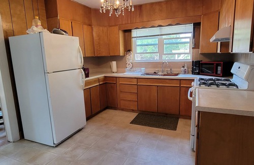 Moab Cabina | Month to Month Rental - Adorable 2 bedroom cabin close to downtown Moab!