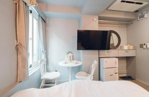 Insadong Hotel | Monthliv Jongno Jonggak Station Hotel Stay