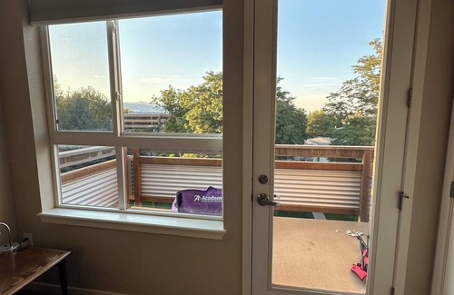 Baseline Sub Apartamento | MONTHLY Discount - Spacious apartment by CU-Boulder with underground parking