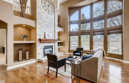 Columbine Casa | ★Monthly Only★ New Home 3Bd 2Ba Near Lake