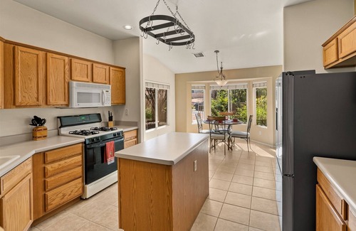 Verde Santa Fe Casa | Monthly Property! Community Pool & Hot Tub! Great Cornville Location! Cedar