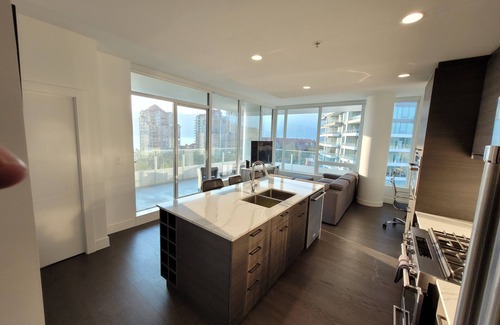 Cultural District Casa | Monthly Rates Negotiable $. 2 Pools/HT/Gym/ Pets OK. Luxury Condo @ One Water