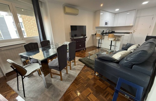 Ciudad Jardin Apartamento | Alquiler Mensual– Piso 1 Dormitorio en Madrid