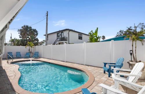 Mid Island Casa | Montishello on Jefferson by Sun Palace Vacations