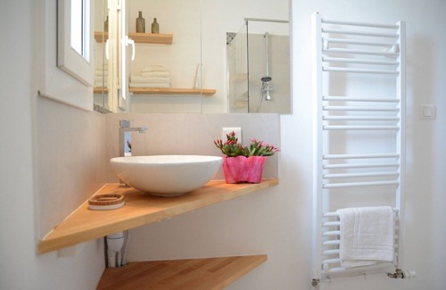 Saint-Clement-de-Riviere Apartamento | Montpellier Norte, 2 habitaciones con encanto en el pinar