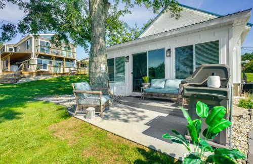 Northwest Casa | Montpelier Lake House with Deck, Dock and Fireplace!