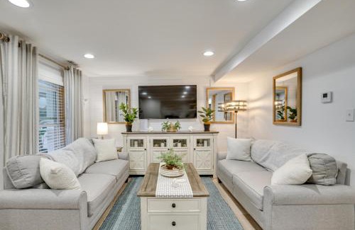 Northwest Casa | Montpelier Lake House with Deck, Dock and Fireplace!