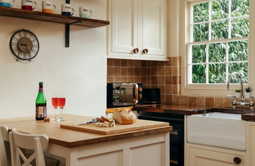 Montpellier Casa | Montpellier Cheltenham - Character Georgian Town House