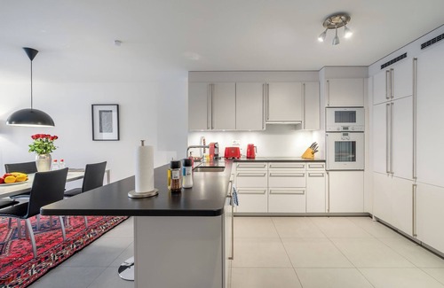 Montreux City Centre Apartamento | Montreux Lake View Apartments and Spa