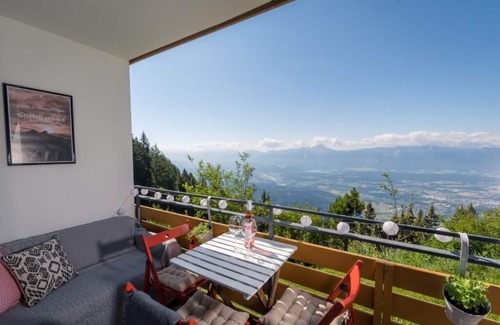 Kanzelhohe Apartamento | MOOKI Montaña y Piscina Gerlitzen