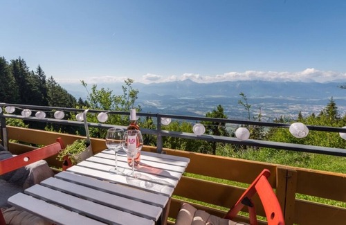 Kanzelhohe Apartamento | MOOKI Montaña y Piscina Gerlitzen