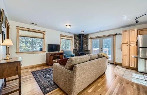 Black Hawk Casa | Moon Creek Cabin cabin